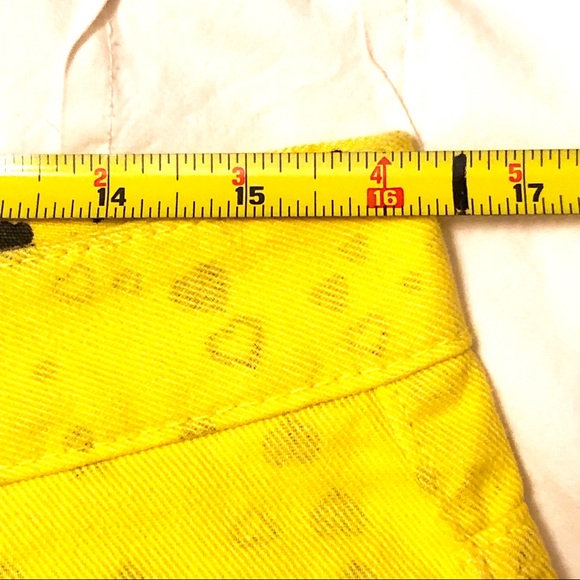 Zerozen neon yellow shorts size 32” - Picture 2 of 9